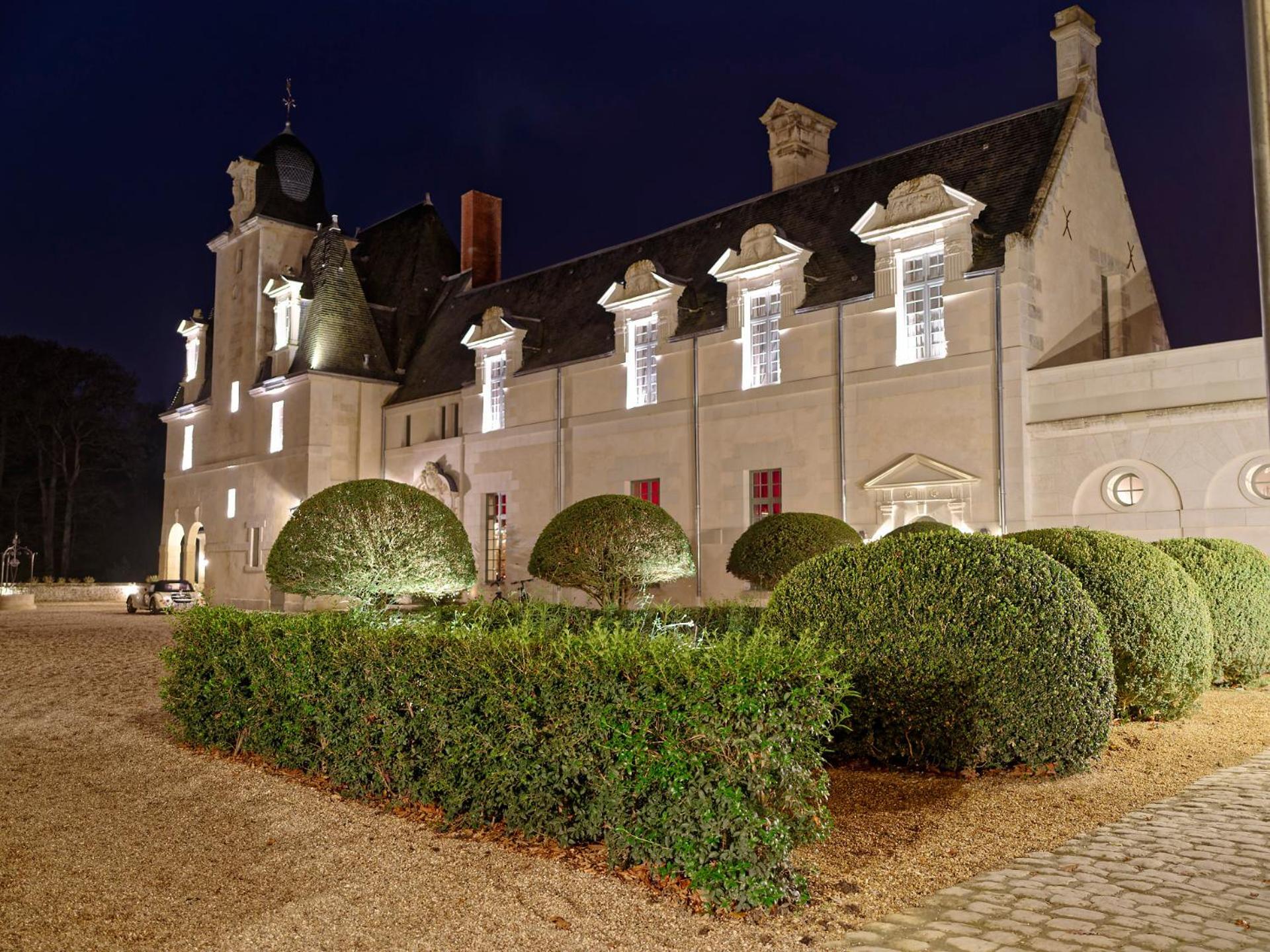 Relais & Chateau Louise De La Valliere Reugny Exterior photo